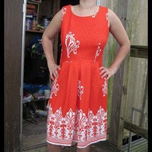 New York & Company Stretch S Red & White Dress Patterned Textured